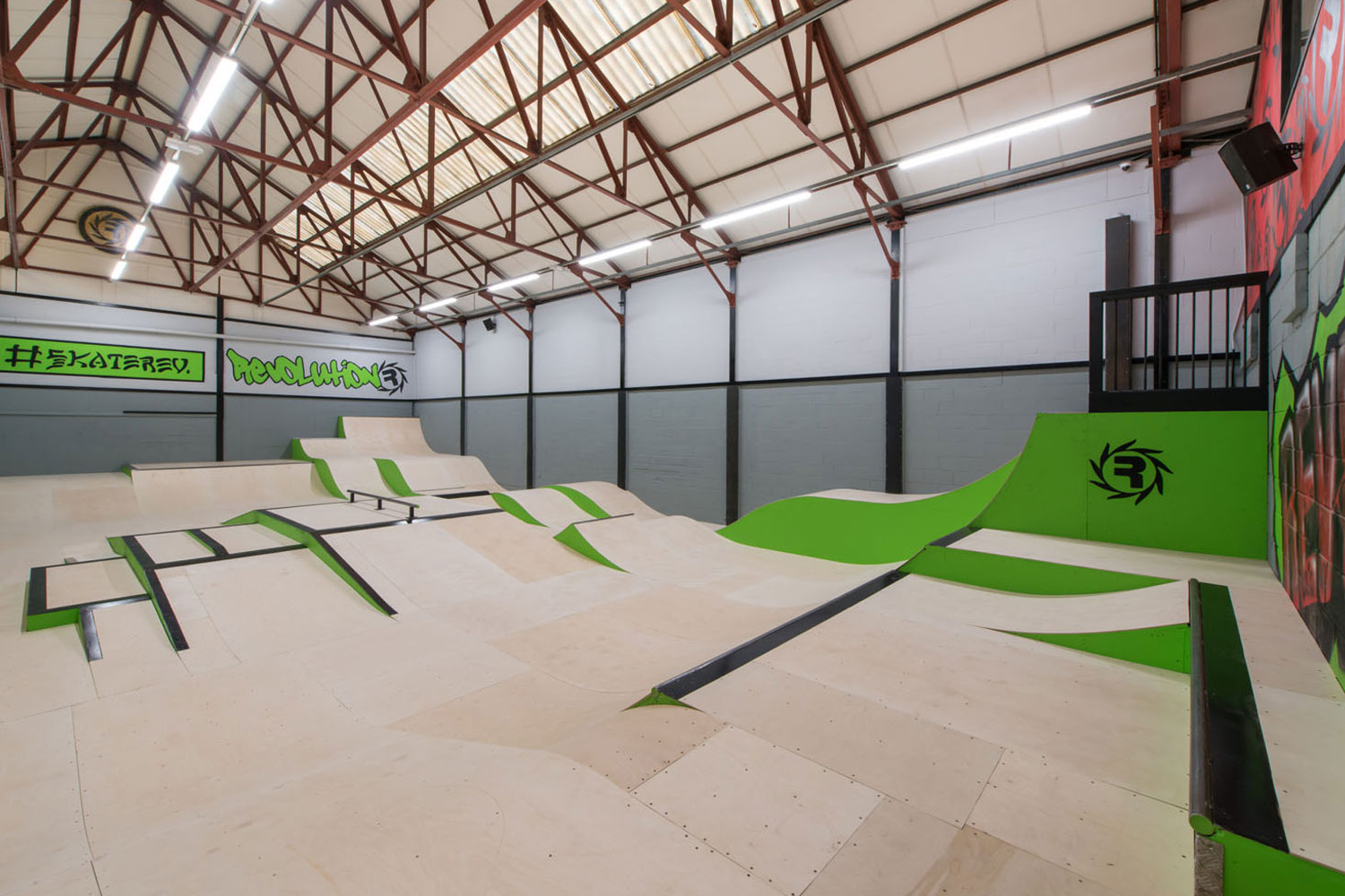 Flow Room - Room 1