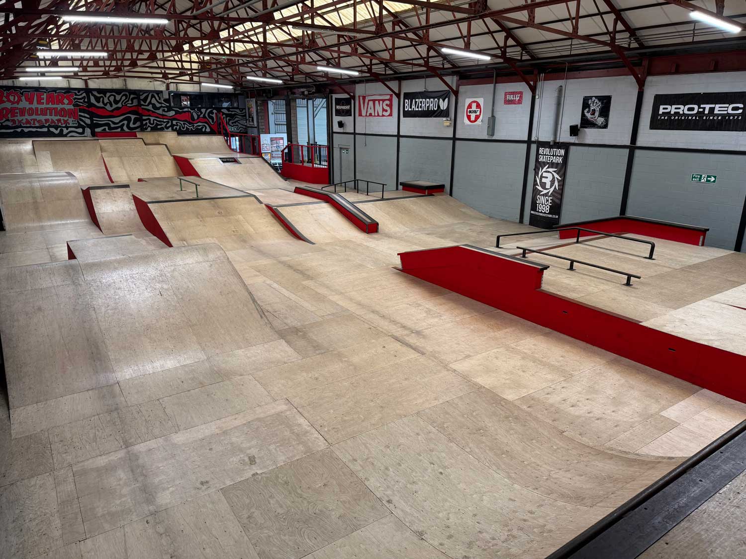 Street / Jump Room - Room 2